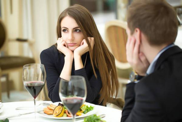 いくらハイスペでもしんどい！自慢しかしない「残念男」の生態