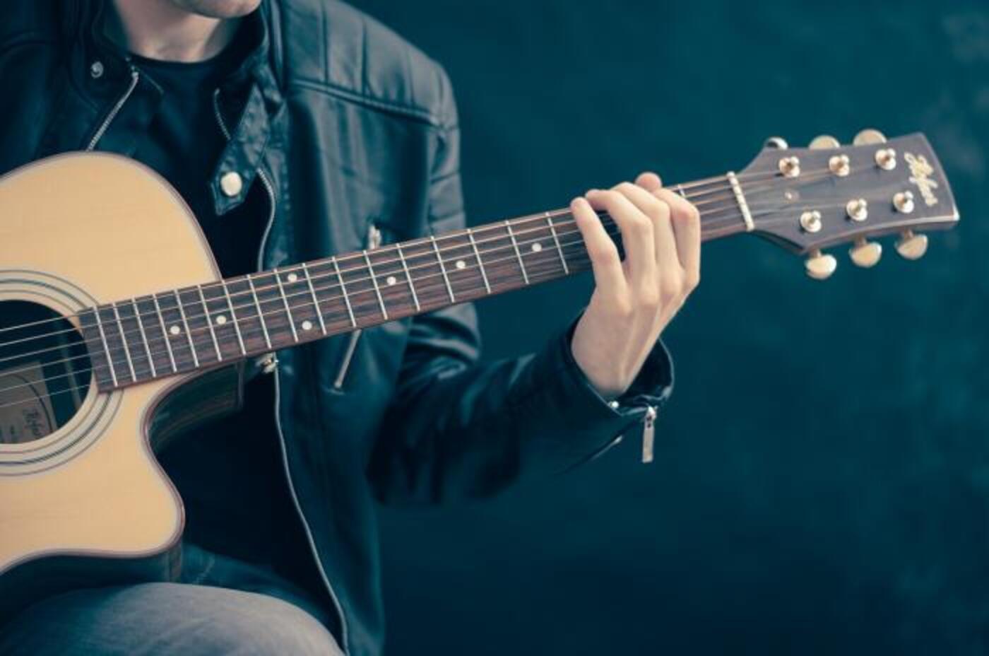 アコースティックギターのおすすめ9選 デザインとタイプで選ぶ 21年最新版 ママアイテム ウーマンエキサイト