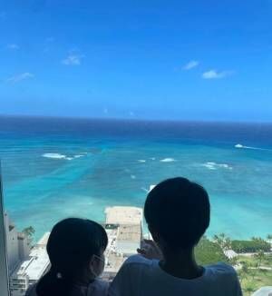 市川團十郎、子ども達とハワイを訪れたことを報告「気分が上がりますね」「最高」の声