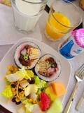 高橋英樹、ハワイでの朝食を公開「美味しそう」「羨ましい」の声