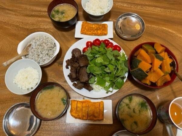 北斗晶「色合いはいまいちよくない」自宅にある食材で作った夕食を公開「なんとか形になりました」