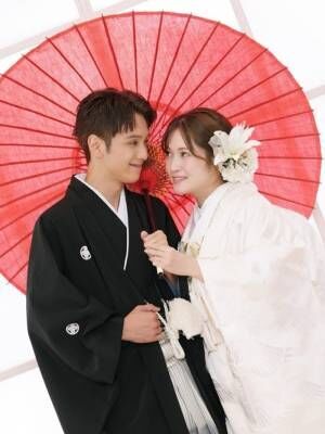 12年前に出会った舞台の初日と同じ日に結婚したことを報告「たくさんの辛い事も共に乗り越えてきました」