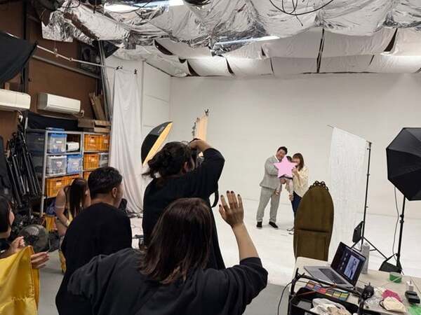 北斗晶、孫が撮影現場を訪問したことを報告「じーちゃんとばーちゃんはニコニコ」