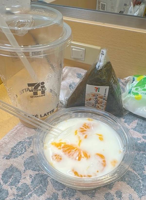 小倉優子、セブンで購入した大好きな品を公開「私も好きです」「美味しいよね」の声