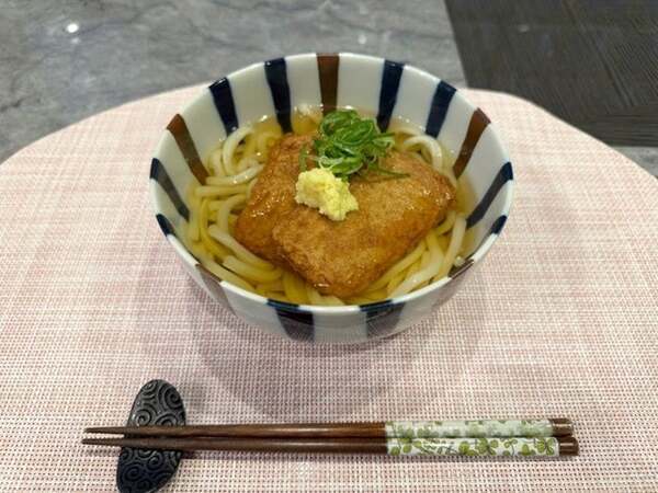 堀ちえみ、夫のお土産のじゃこ天うどんを朝食で堪能「出汁もとても美味でした」