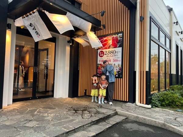 あいのり・桃、家族で初めて訪れた店で食べ放題を満喫「コスパもかなり良くておすすめです」