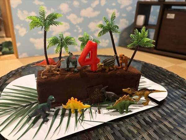 美優、サプライズで用意したケーキを披露「我ながら良い感じ」