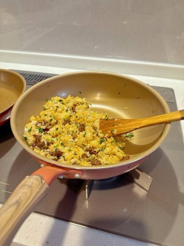 小倉優子、パスタでは足りない長男に追加の一品「食べっぷりが気持ちいい！！」