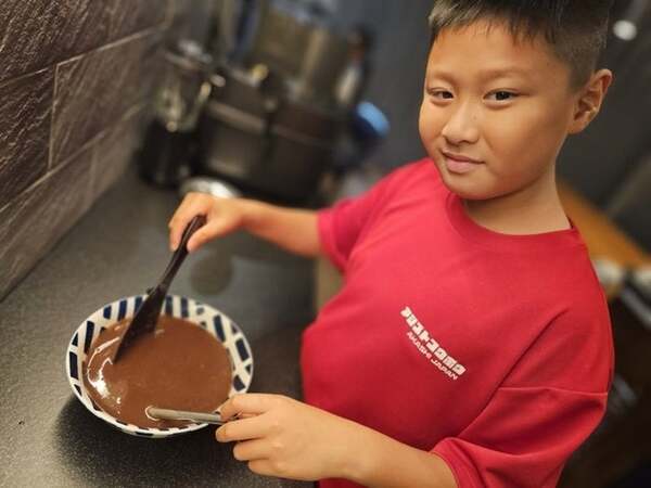 小原正子、長男が作った“渋い”スイーツに家族が絶賛「んま～っ！！！！」