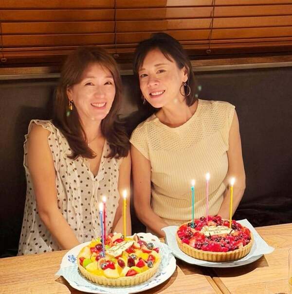 高橋真麻、誕生日が1日違いの“心友”と祝福「こんなに幸せなことは無いなぁと」