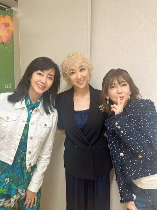早見優、紫吹淳の主演舞台を観劇し再会した俳優「変わらず、格好よくて素敵でした」