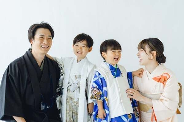 あいのり・桃、息子たちの七五三ショットを公開「2人が生まれてきてくれて本当に良かった」