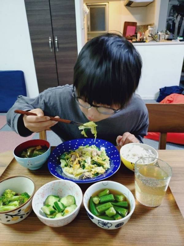 山田花子、子ども達に好評だった夕食メニューを公開「母の手料理で一番好きやって」