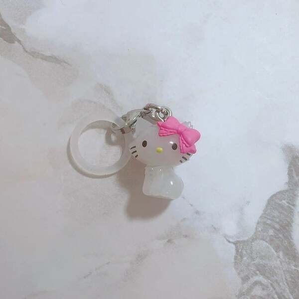 「入手困難？！」娘が並んでゲットしたカプセルトイの品を紹介「つけるだけでめちゃ可愛くなる」