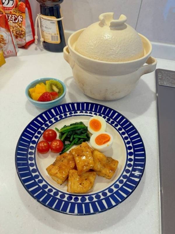 小倉優子、中学生の長男に作った昼食を公開し心境を吐露「こんなに見守り中心なんですね」