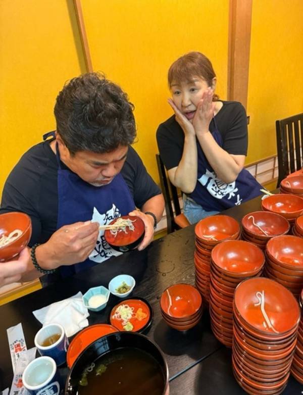 北斗晶、夫・佐々木健介のわんこそば100杯超えに驚愕「見てるだけで、ムンクの叫びになる」