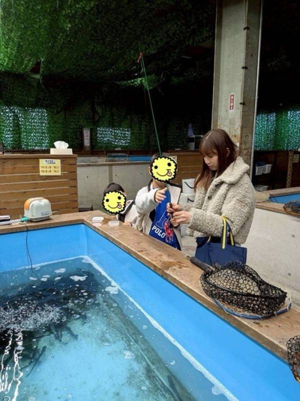 小倉優子、子ども達や30年来の幼馴染と訪れた施設で満喫「子ども達、大はしゃぎ」