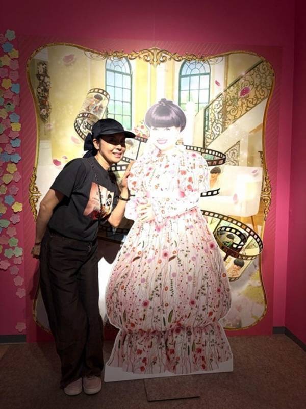 藤あや子『徹子の部屋 50周年展』を訪れ絶賛「見応えのある素敵な展示会でした」