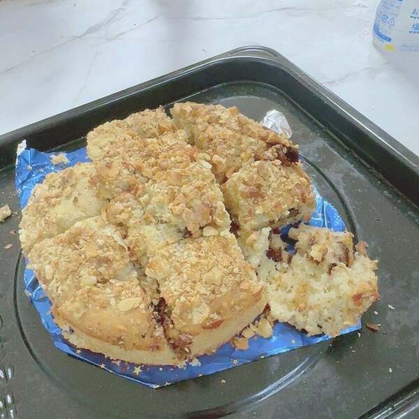 娘が作った『コストコ』風ケーキを絶賛「パリパリでめちゃ美味しい」