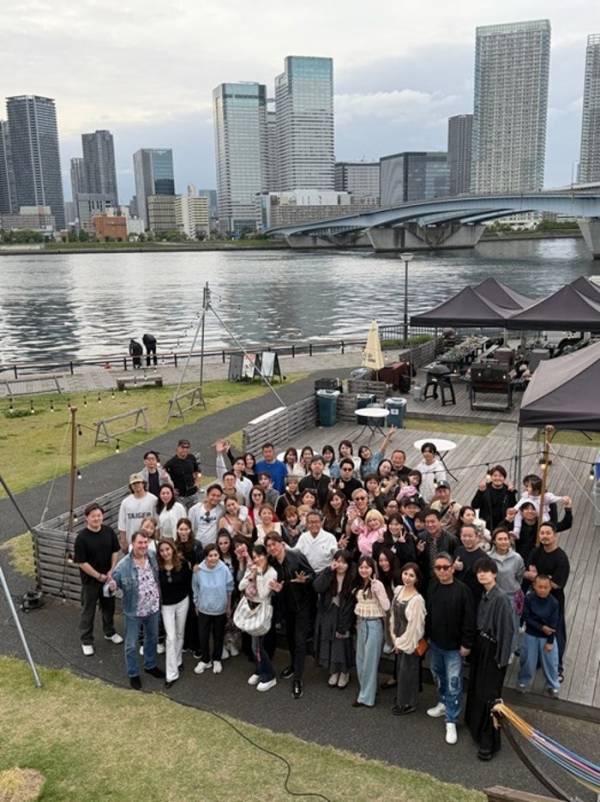 川崎麻世、総勢70人とBBQ大会を開催「素敵なバーベキュー大会でした」