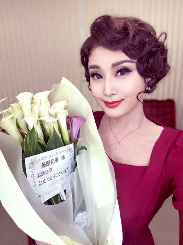 藤原紀香、舞台で迎えた誕生日のサプライズに感激「生涯、忘れられない贈り物」
