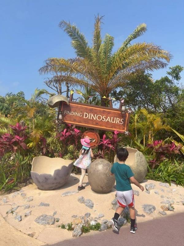 川崎希、家族で沖縄のテーマパークを満喫「貴重な体験になりました」