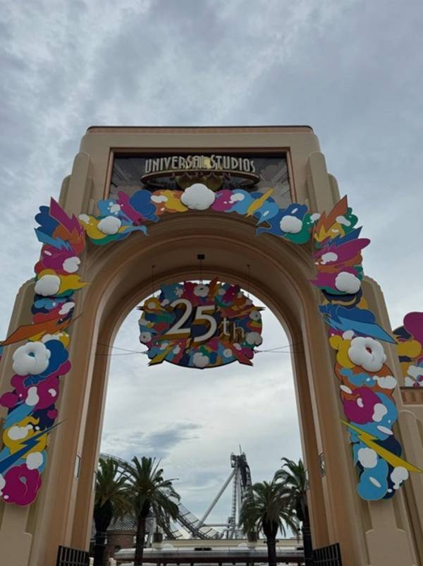 「まさかの週2」4時間でUSJを満喫したことを報告「こてんぱんに疲れないのめちゃいい」