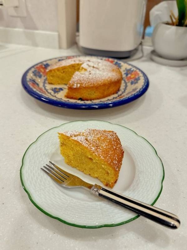 小倉優子、長男が絶賛した手作りケーキを公開「お弁当のデザートに入れてあげます」