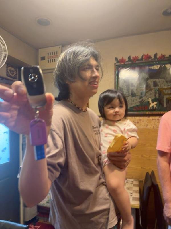 川崎希、夫・アレクの紛失物が数年ぶりに見つかり驚愕「こんなとこにあったとは」