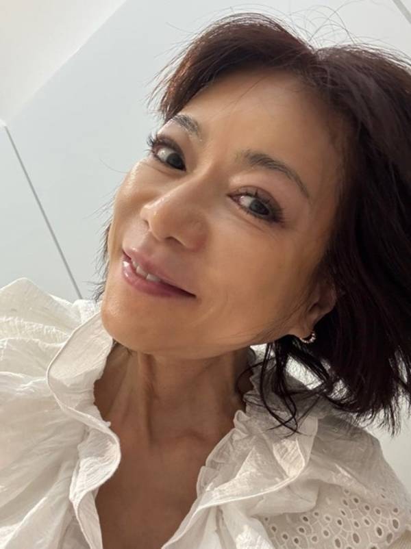 堀ちえみ、韓国で夫と受けた美容医療を報告「身体もラクになりました」