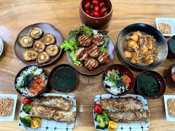 北斗晶、大量に購入した食材を使った豪華な昼食を公開「パパも大満足でした」