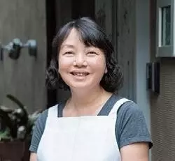 瀬尾幸子さん料理人。コツをわかりやすく解説したレシピが好評。本誌の連載「Cooking」では「やさしい和食」を担当。著書に『ラクうまごはんのコツ』（新星出版社）。