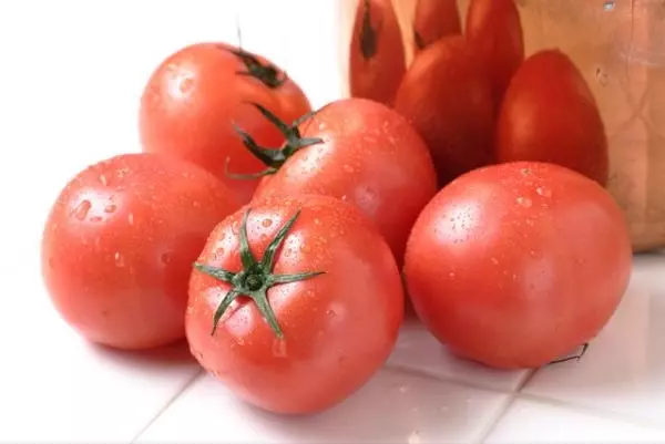 旬の完熟トマトを夏以外でもおいしく食べる方法とは？
