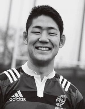 ふじた・よしかず1993年、京都府生まれ、早稲田大学在籍。高校ラグビー大会で東福岡高校を3年連続で優勝に導き、一躍有名に。ポジションはウィング。4月からパナソニック ワイルドナイツに所属。