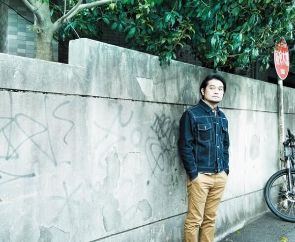 ほりごめ・やすゆき’97年に兄・堀込高樹と共にキリンジとしてデビュー。’13年に脱退し、ソロに転身。CM音楽や他のアーティストへの楽曲提供も行う。http://natural-llc.com/yasuyuki_horigome/