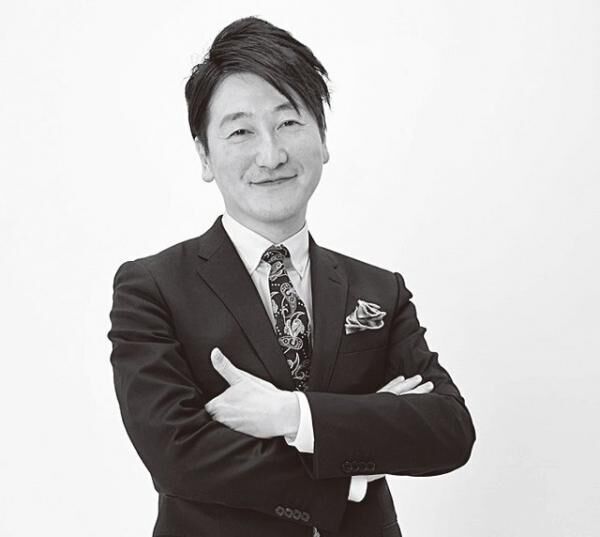 堀 潤ジャーナリスト。NHKでアナウンサーとして活躍。2012年に市民ニュースサイト「8bitNews」を立ち上げ、その後フリーに。ツイッターは＠8bit_HORIJUN