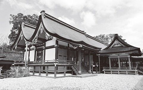 八幡総本宮 宇佐神宮を参拝したら、近くの亀山神社も訪れて。
