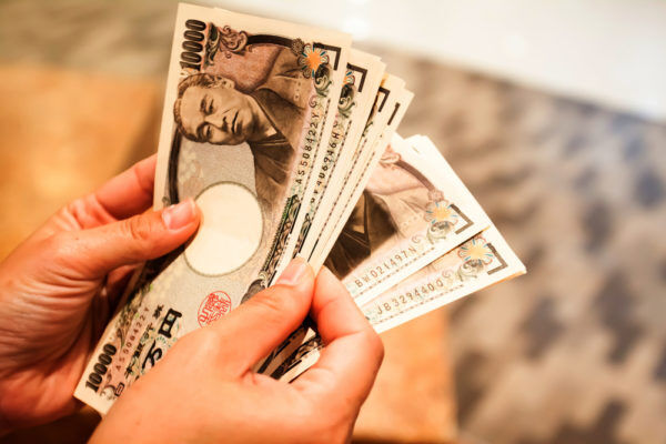 財布の中身を…毎月「支出を1万円減らす」裏ワザ4選