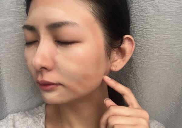 ファンデの色を間違えた！ 失敗したファンデで作る「小顔メイク」　濱田文恵のセルフ美容法　#2
