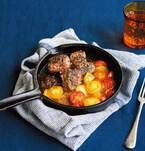 【冬鍋レシピ】簡単すぎる！ スパイス香る“ミートボールとミニトマトの小鍋”