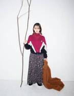 山田杏奈が“レイヤードスタイル”に挑戦　シャツドレスをアウターに！