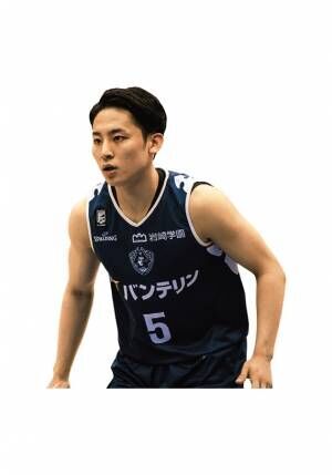 Bリーグのモテ男No.1に! 大注目の河村勇輝の素顔に迫る。