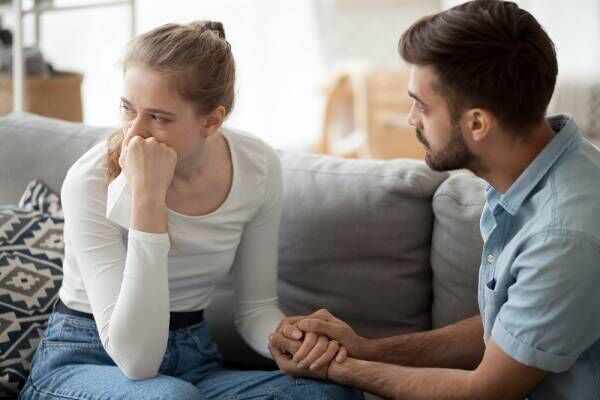 「もう別れよ！」とすぐキレる…彼が疲弊し冷める「恋愛クラッシャー女性の特徴」