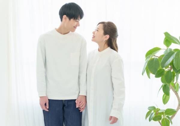 価値観に溝を感じました… 友だち付き合いを優先する夫婦が見舞われた「ホームパーティでのトラブル」【前編】