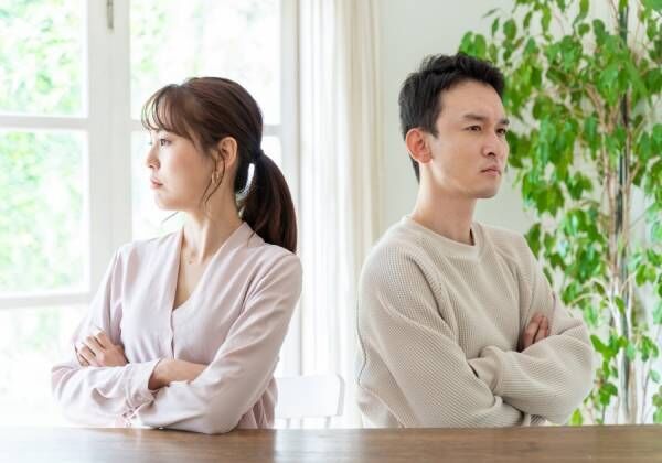 結婚前に聞いておけば良かった… 女性たちが「夫婦になって後悔したこと」