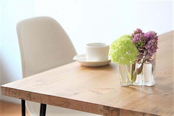 【フラワーデザイナー石井千花さんに聞く、お花のお手入れと飾り方のコツ・3】　花器のタイプ別　飾り方のコツ[PR]