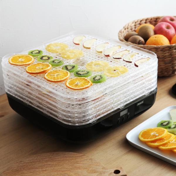 フードドライヤーのある暮らし第4回】自家製ドライハーブを使って春の料理[PR]