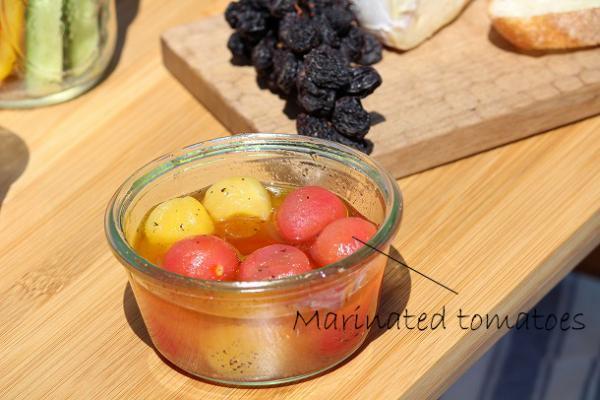 【ピクニックに行こう！第1回】　ワインと一緒にカゴに詰め込んで　手軽に作れるピクニックレシピ[PR]