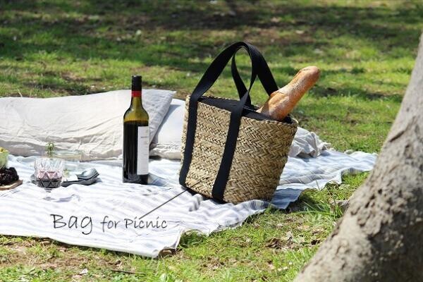 【ピクニックに行こう！第3回】芝生の上でごろんとうたた寝　大人ピクニックにはこんな雑貨を持っていこう！[PR]