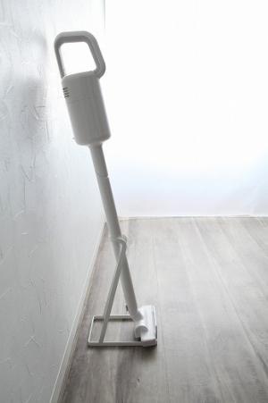 掃除機収納にお困りの方必見！　ダイソン・マキタコードレス掃除機のおすすめ収納法